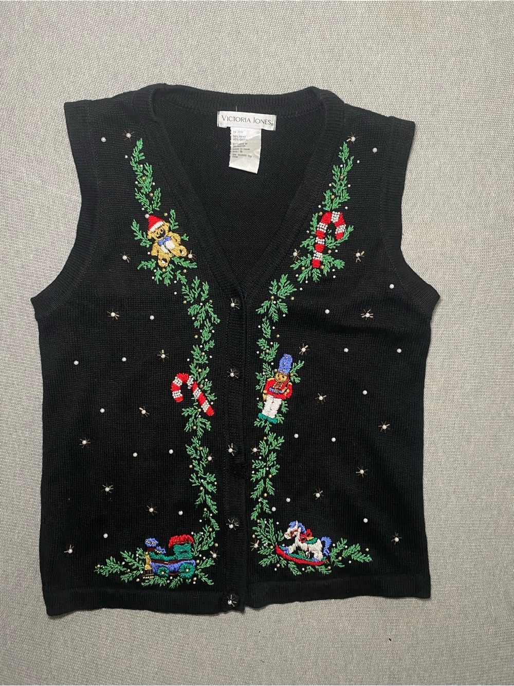 Victoria Jones Black Christmas Sweater Vest Embroidered Toys Holly Train Sz S